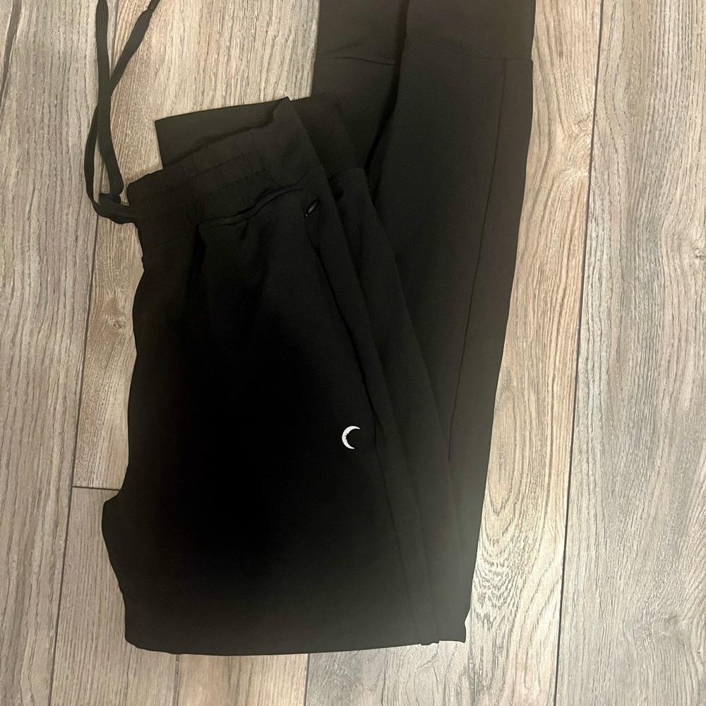 ZYIA Black Activewear Labeled S